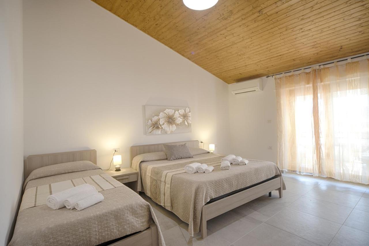 Hotel Casa Lucia Olbia Esterno foto