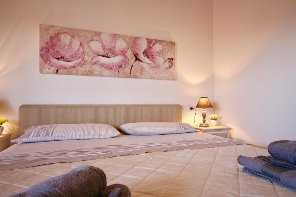 Hotel Casa Lucia Olbia Esterno foto